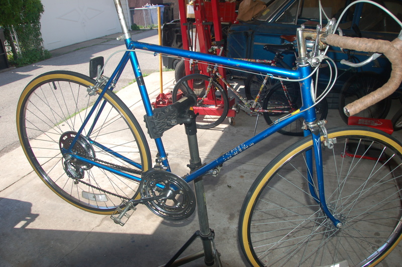 Complete, sans seat. DSC_1646.JPG
