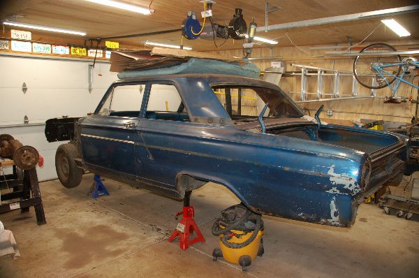 1964 Ford Fairlane - Round 2